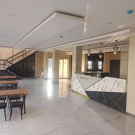Hotel Westpoint *